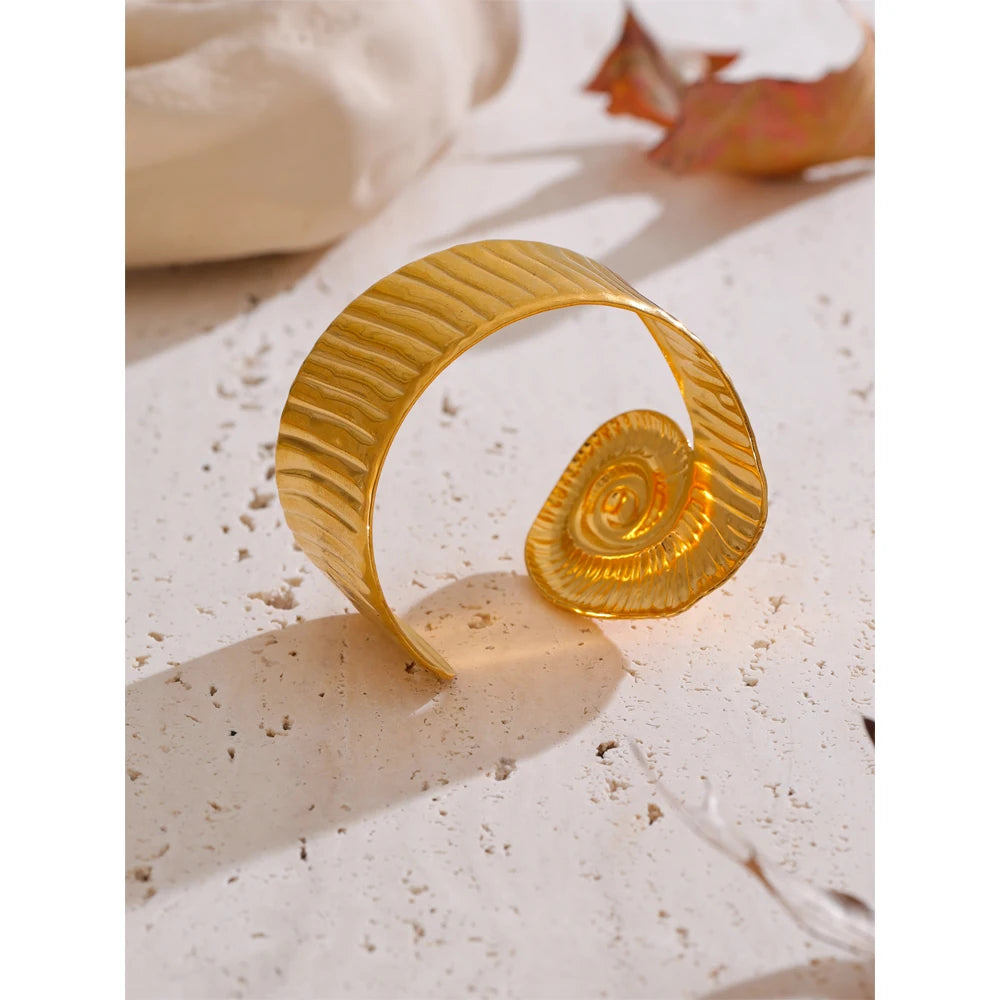 Sahara Spiral Cuff