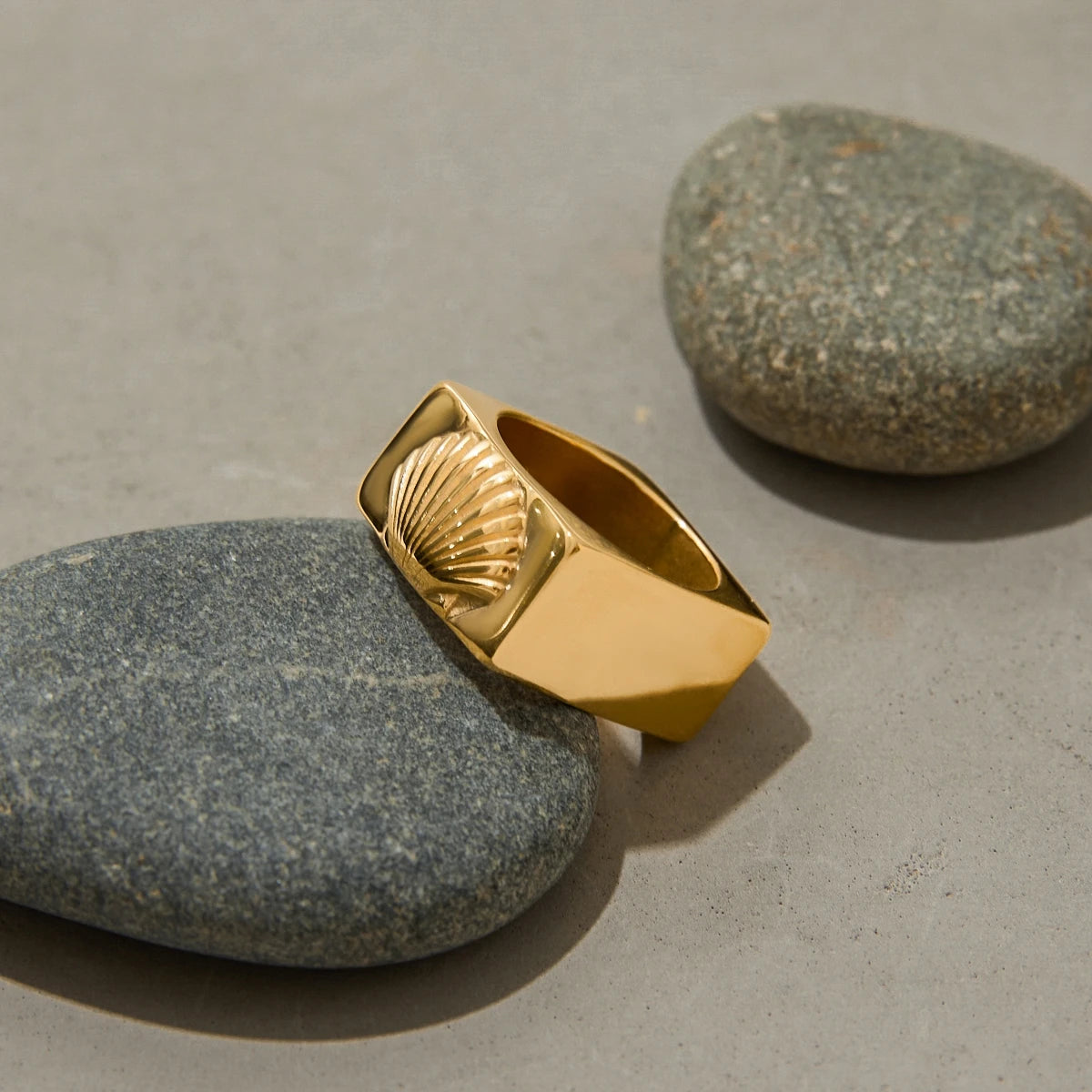 Dune Crest Ring