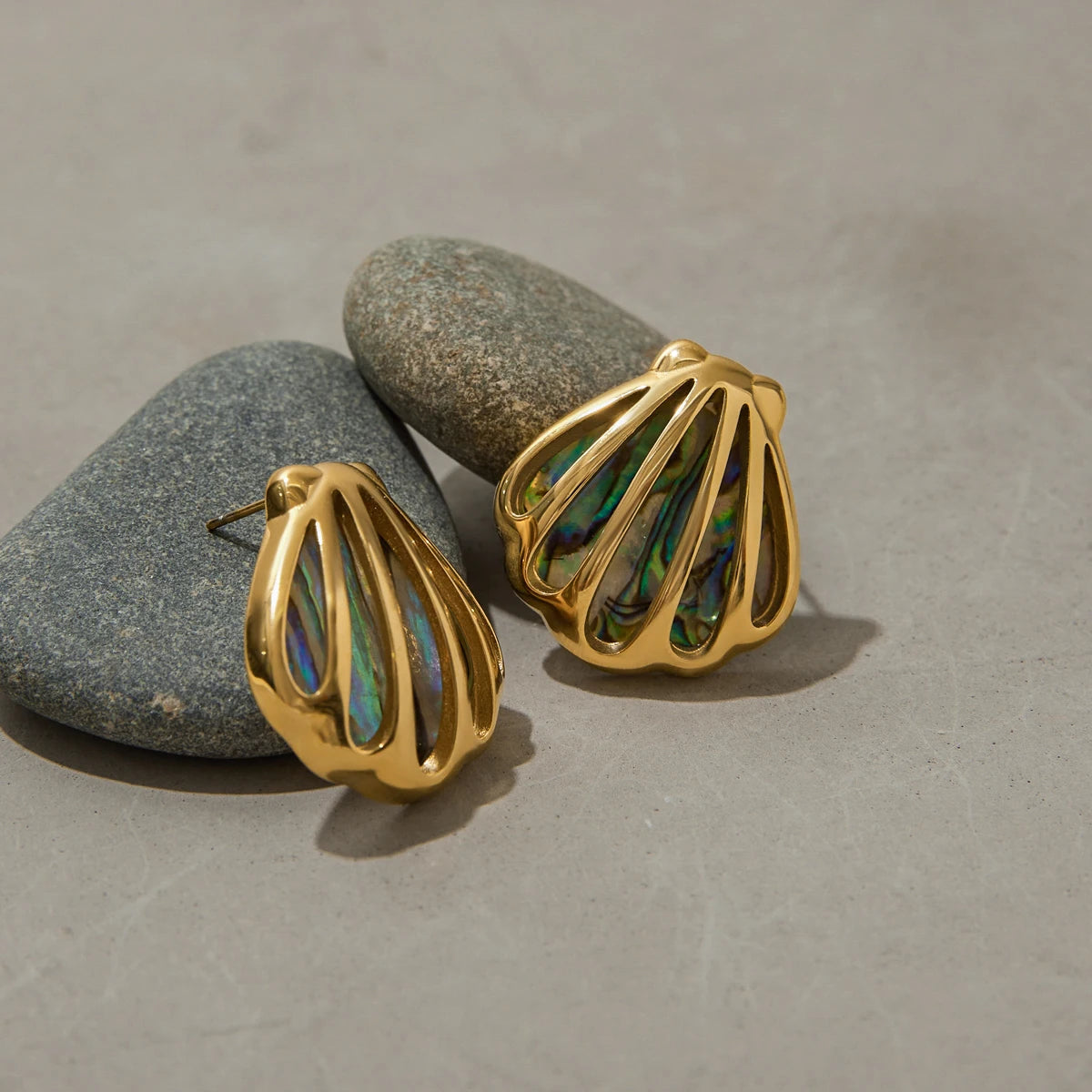 Golden Shell Bloom Earrings