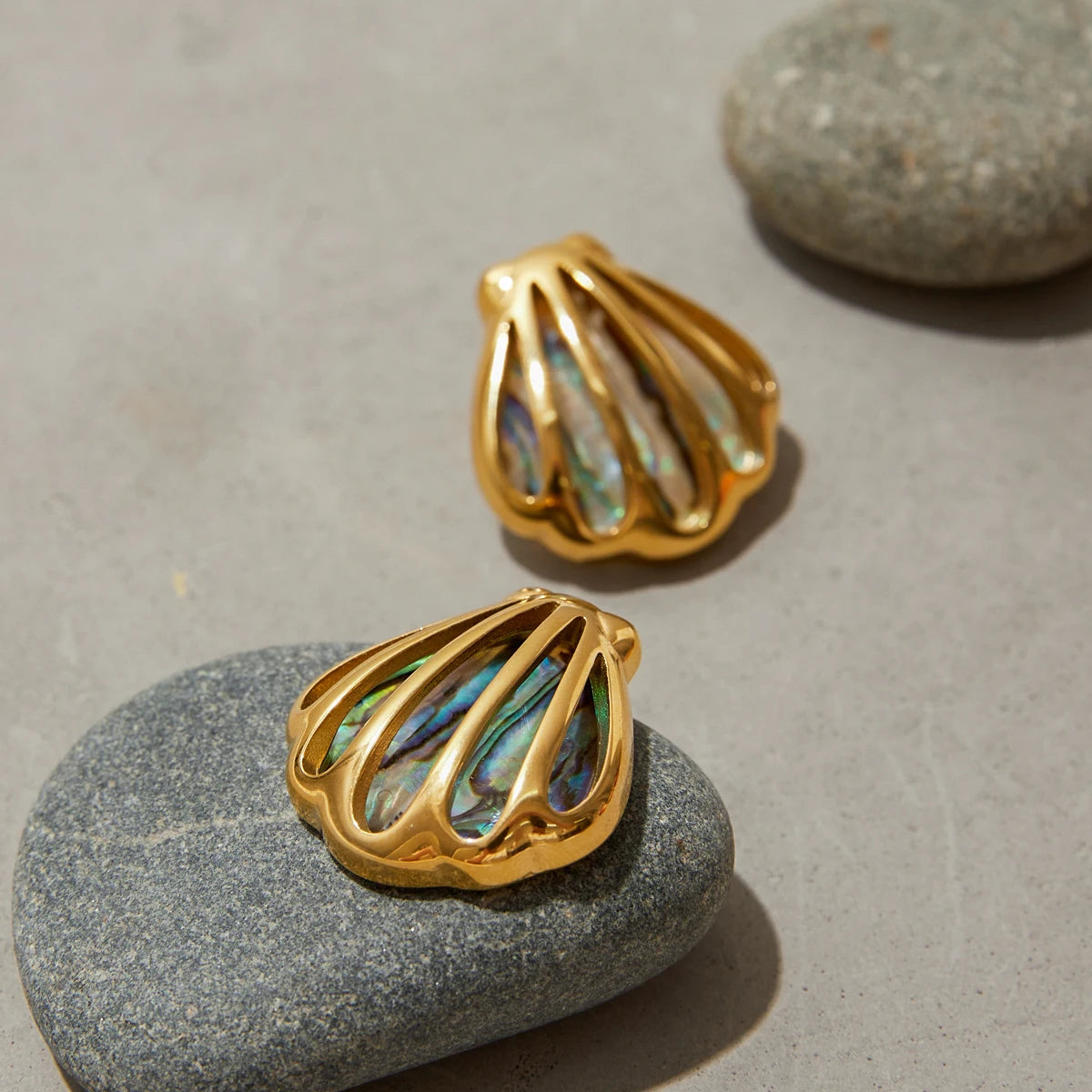 Golden Shell Bloom Earrings