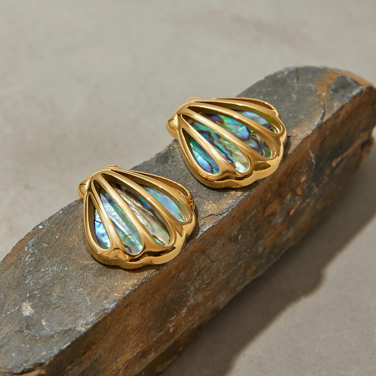 Golden Shell Bloom Earrings