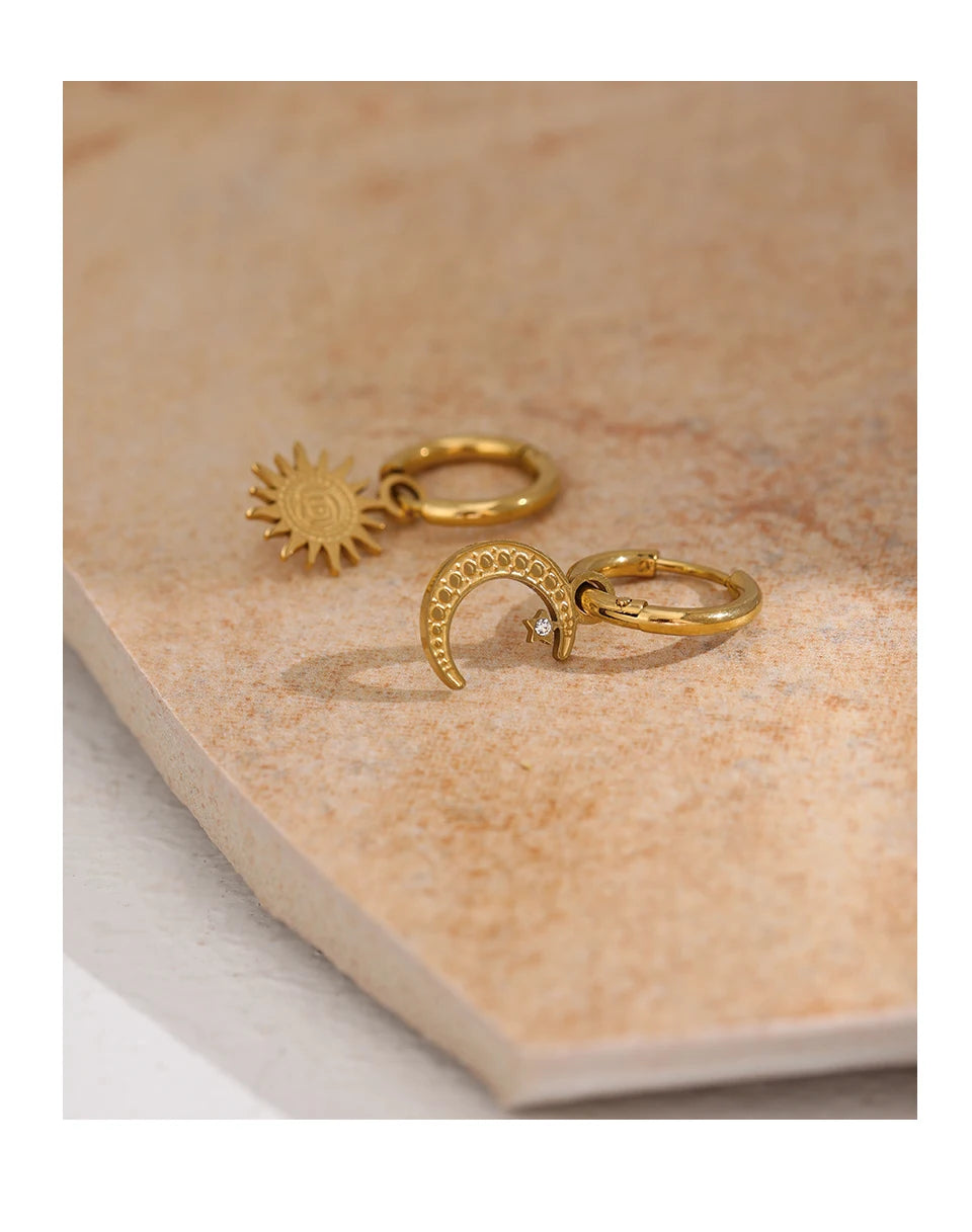 Sundusk drops Earrings