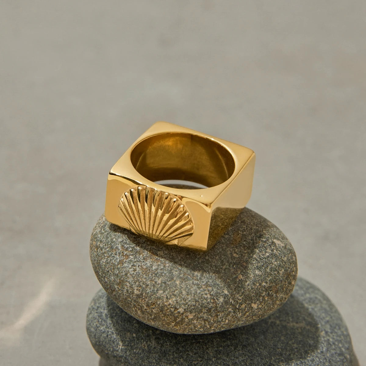 Dune Crest Ring