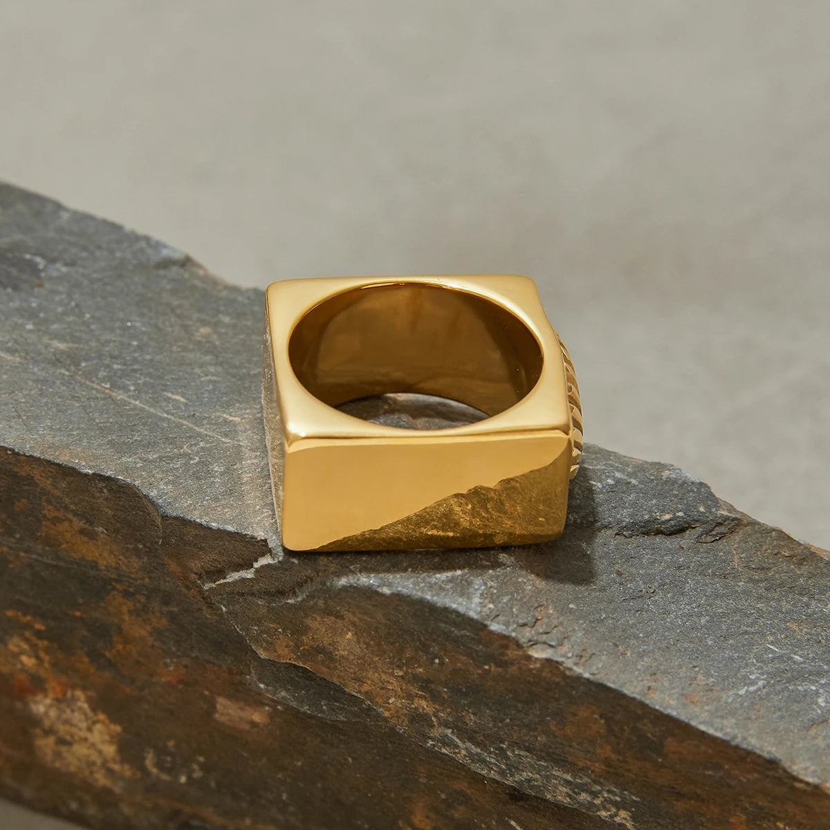 Dune Crest Ring