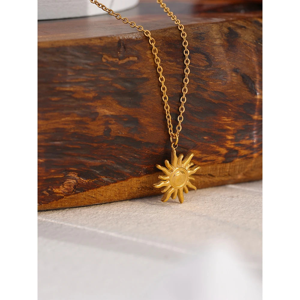 Sunbeam Pendant Necklace