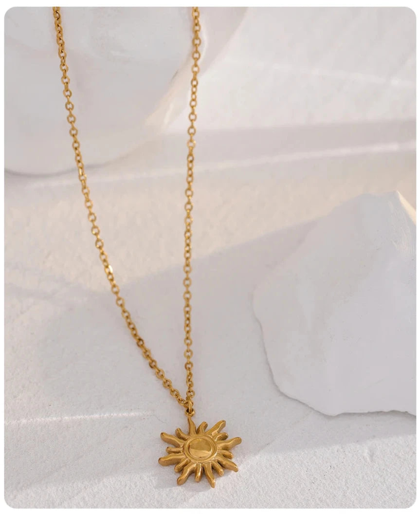 Sunbeam Pendant Necklace